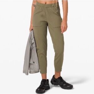 lululemon athletica Olive Ankle Pants
